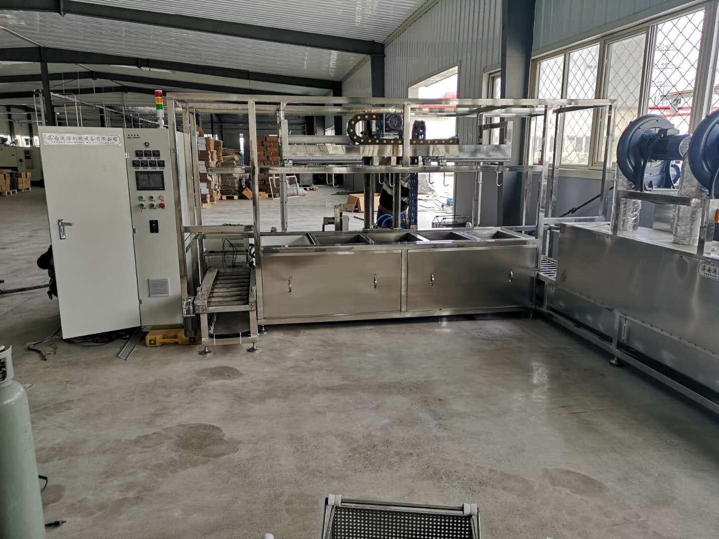 全自動超聲波清洗機(jī)是如何進(jìn)行工作的？